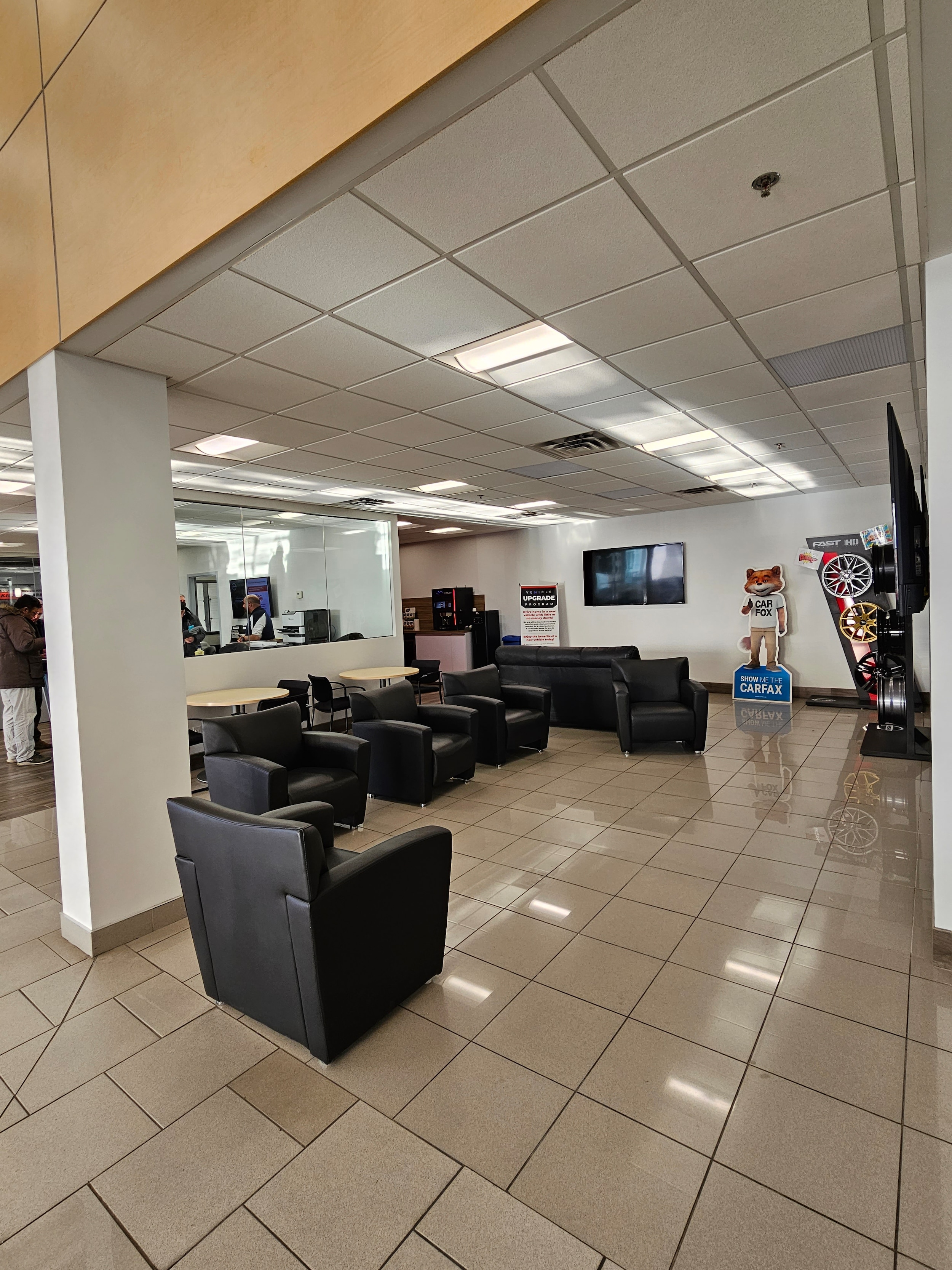 new-service-lounge-3.jpg