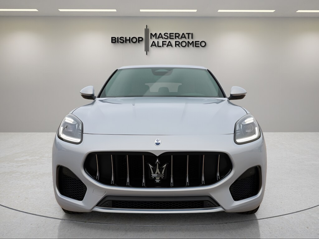 New 2025 Maserati Grecale SUV