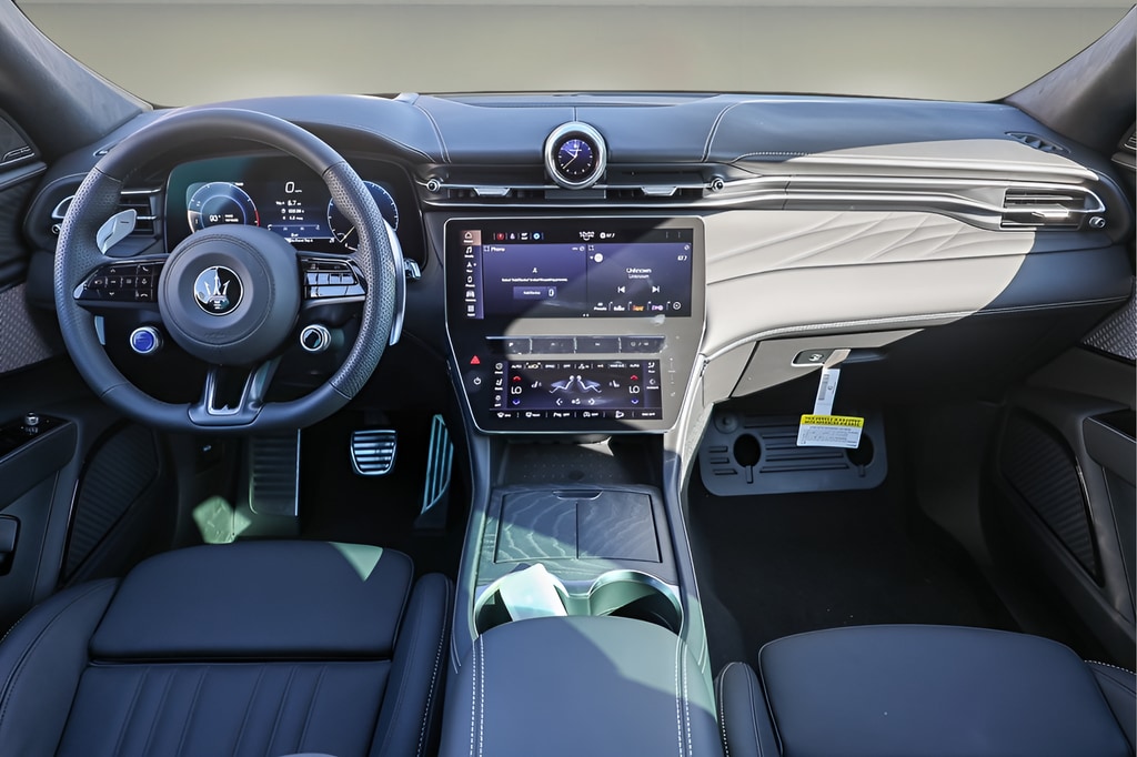 2025 Maserati Grecale MODENA - Photo 9