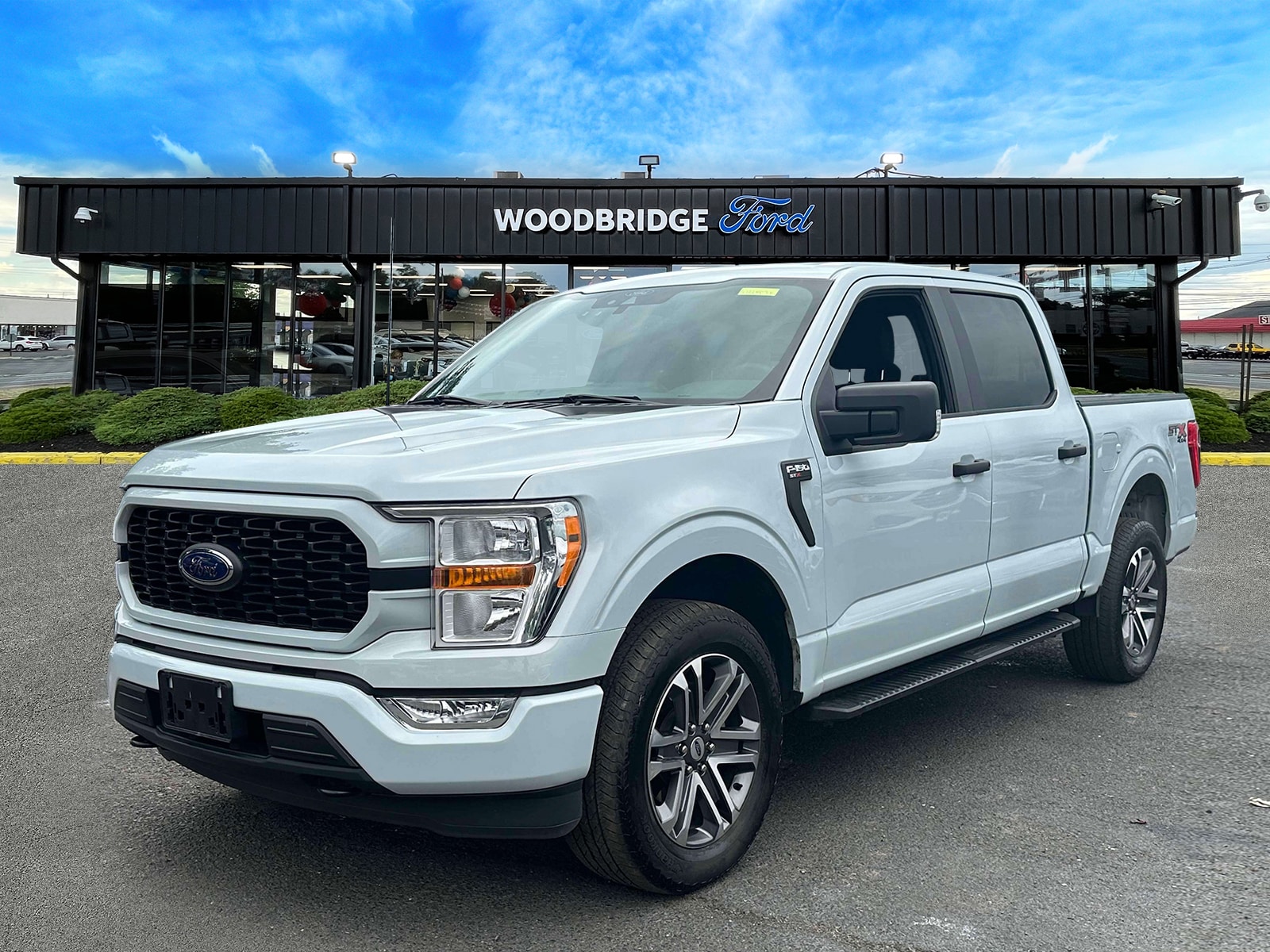 Used 2022 Ford F-150 XL with VIN 1FTEW1EP0NKD31088 for sale in Iselin, NJ