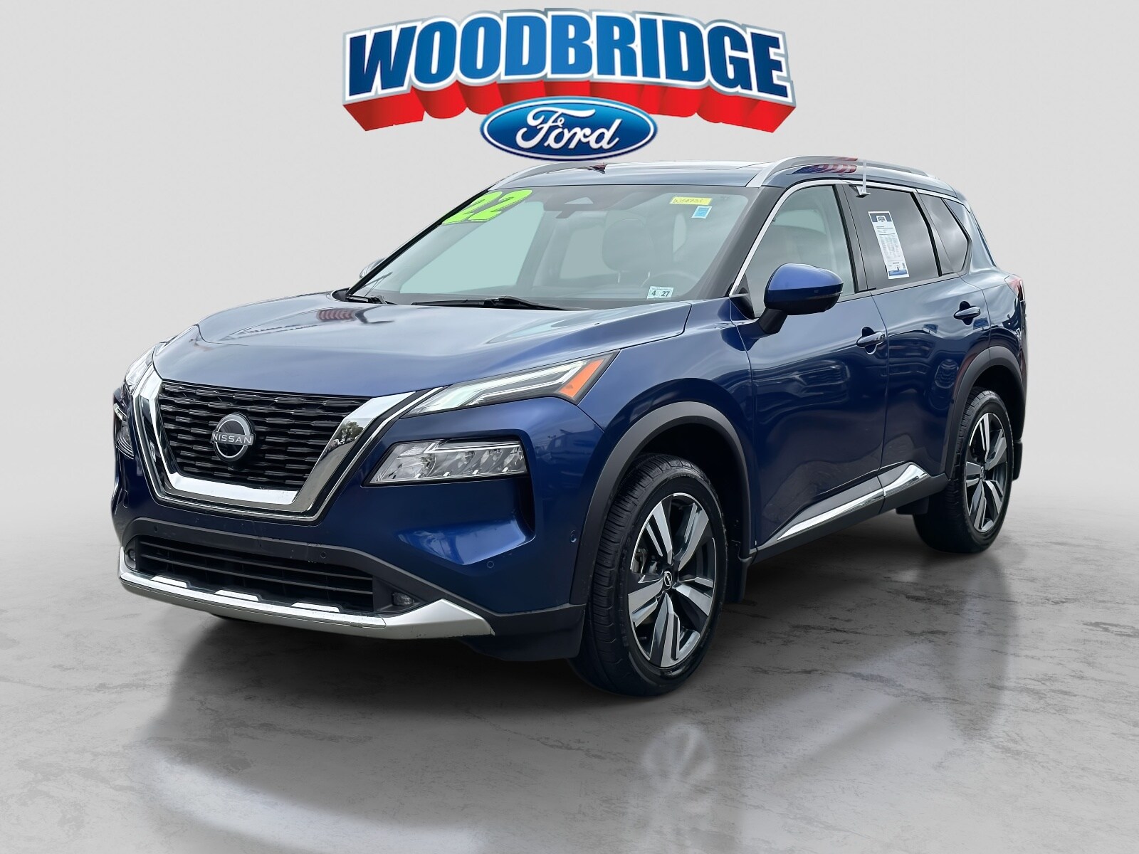 2022 Nissan Rogue Platinum photo 2