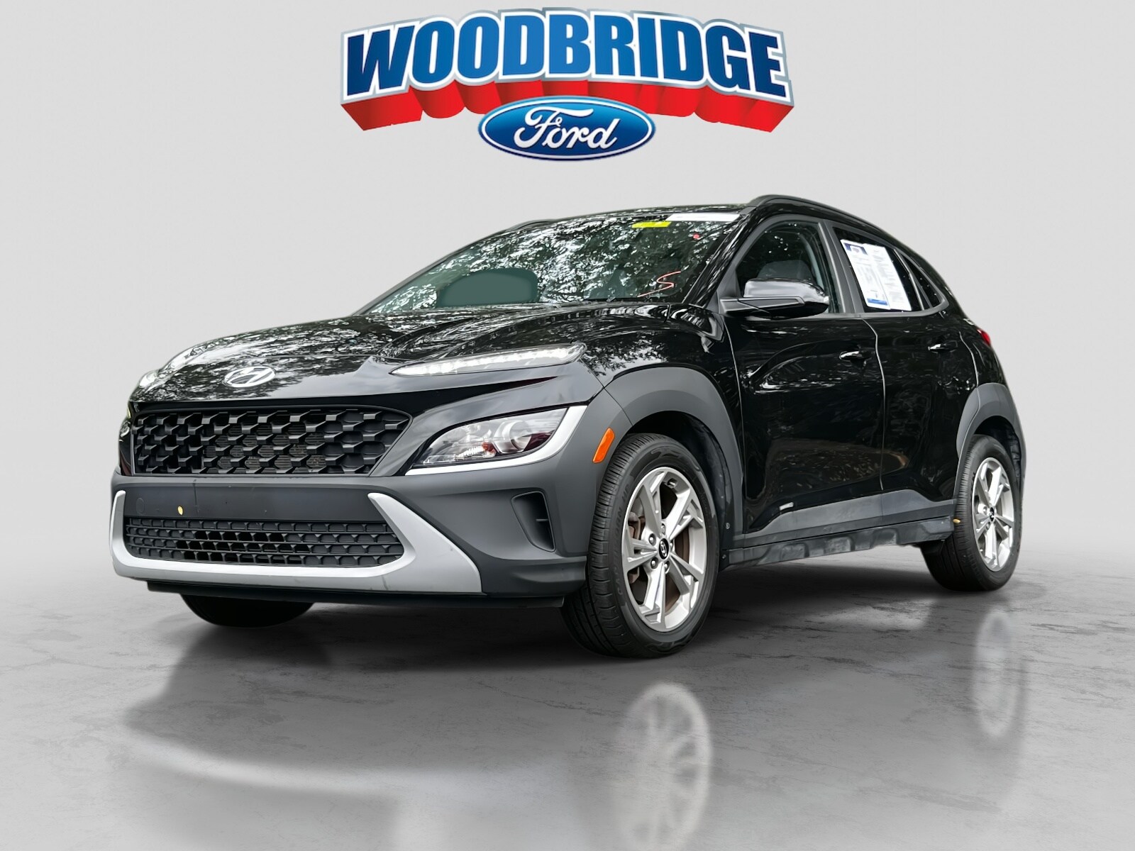 2023 Hyundai Kona SEL photo 2