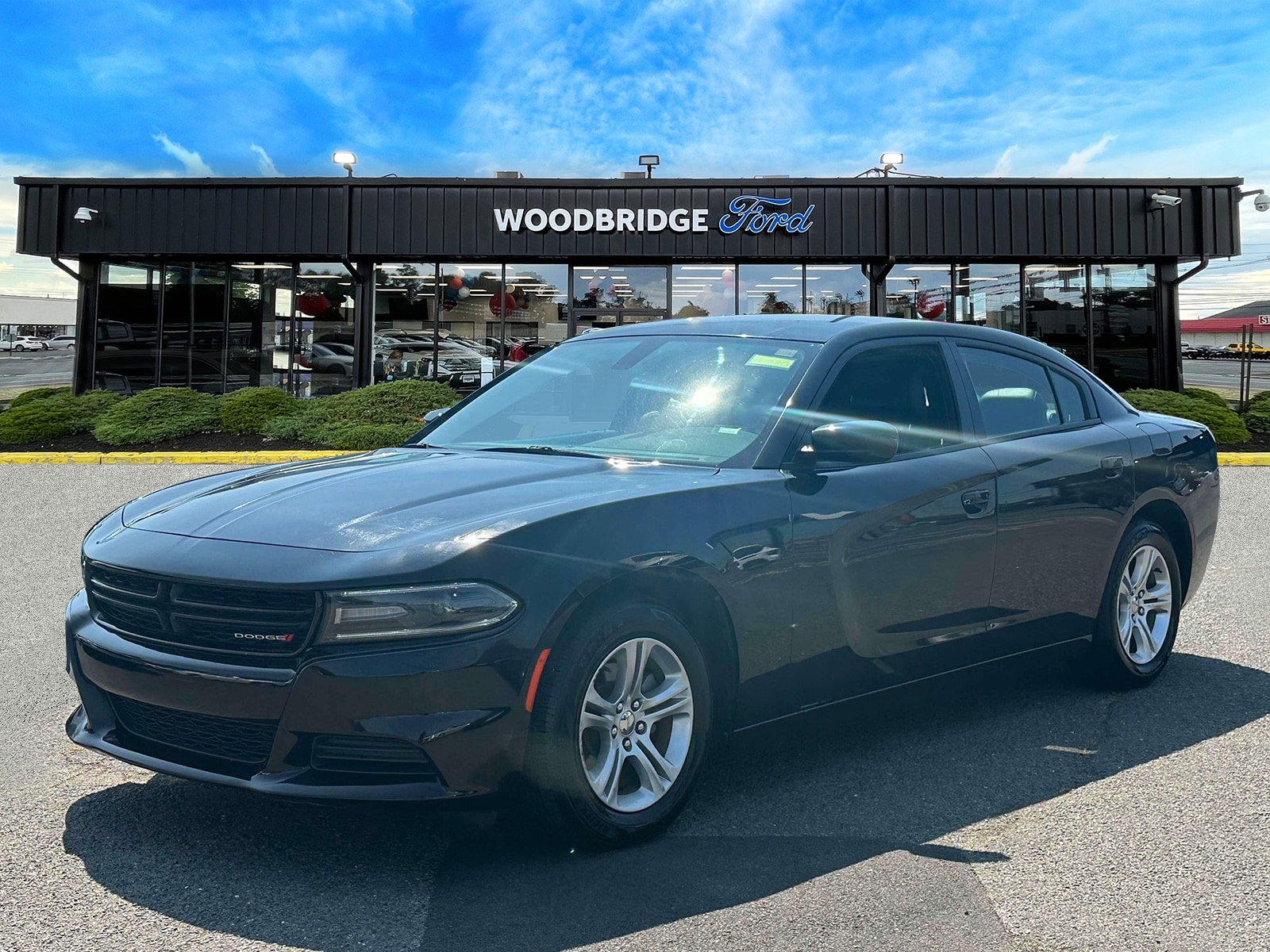 Used 2021 Dodge Charger SXT with VIN 2C3CDXBG2MH639054 for sale in Iselin, NJ