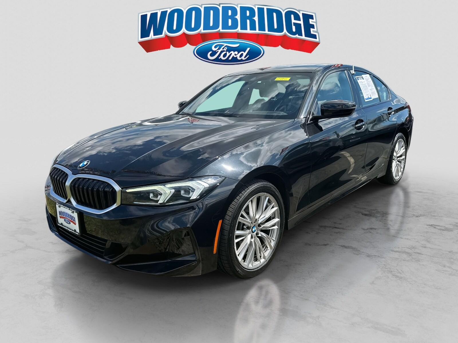 2023 Bmw 330i xDrive photo 2