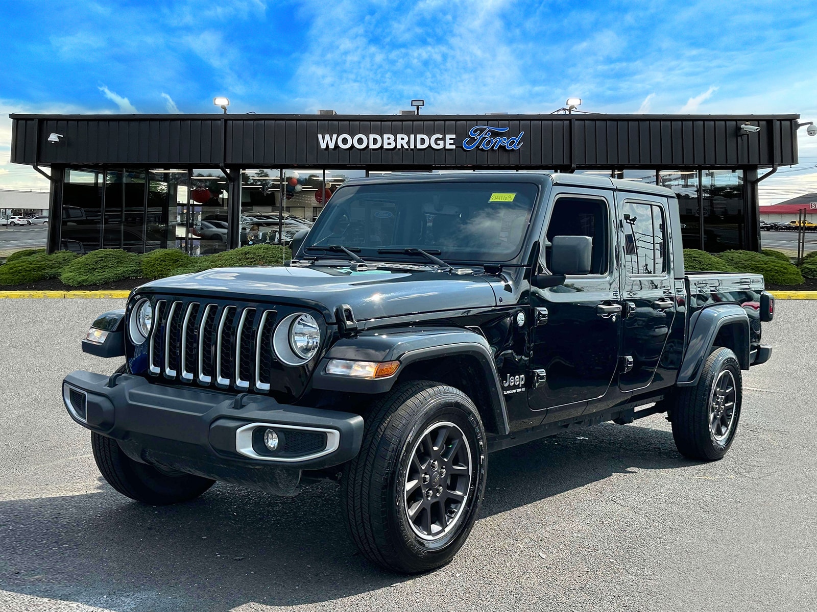 Used 2023 Jeep Gladiator Overland with VIN 1C6HJTFGXPL539666 for sale in Iselin, NJ