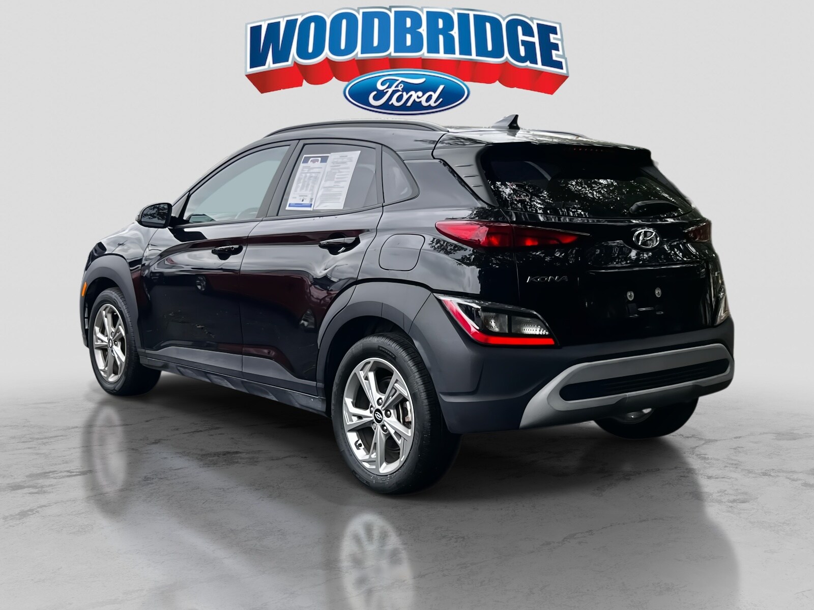 2023 Hyundai Kona SEL photo 3