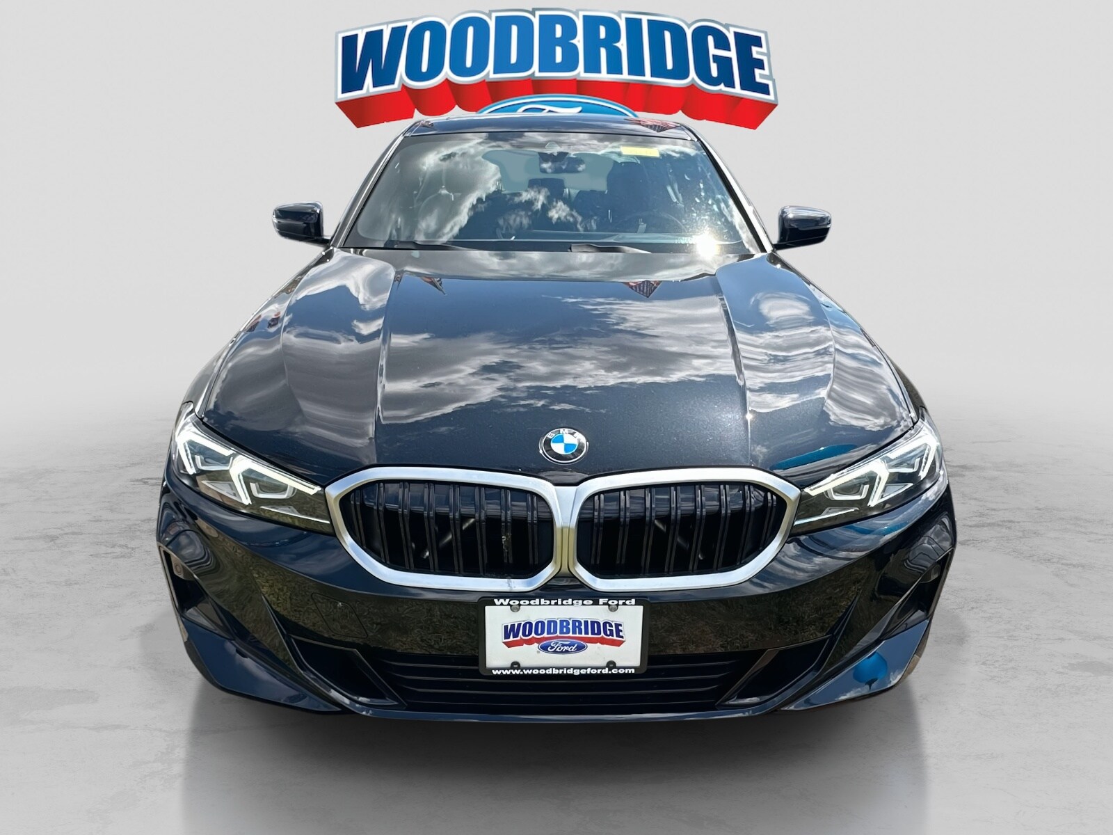 2023 Bmw 330i xDrive photo 3