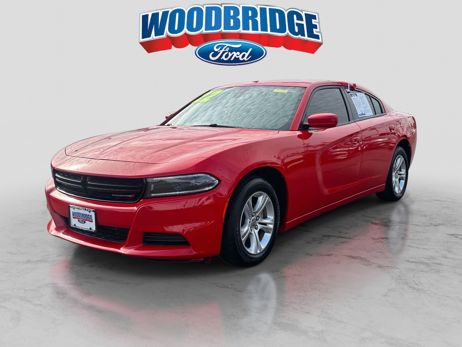 2022 Dodge Charger SXT photo 2