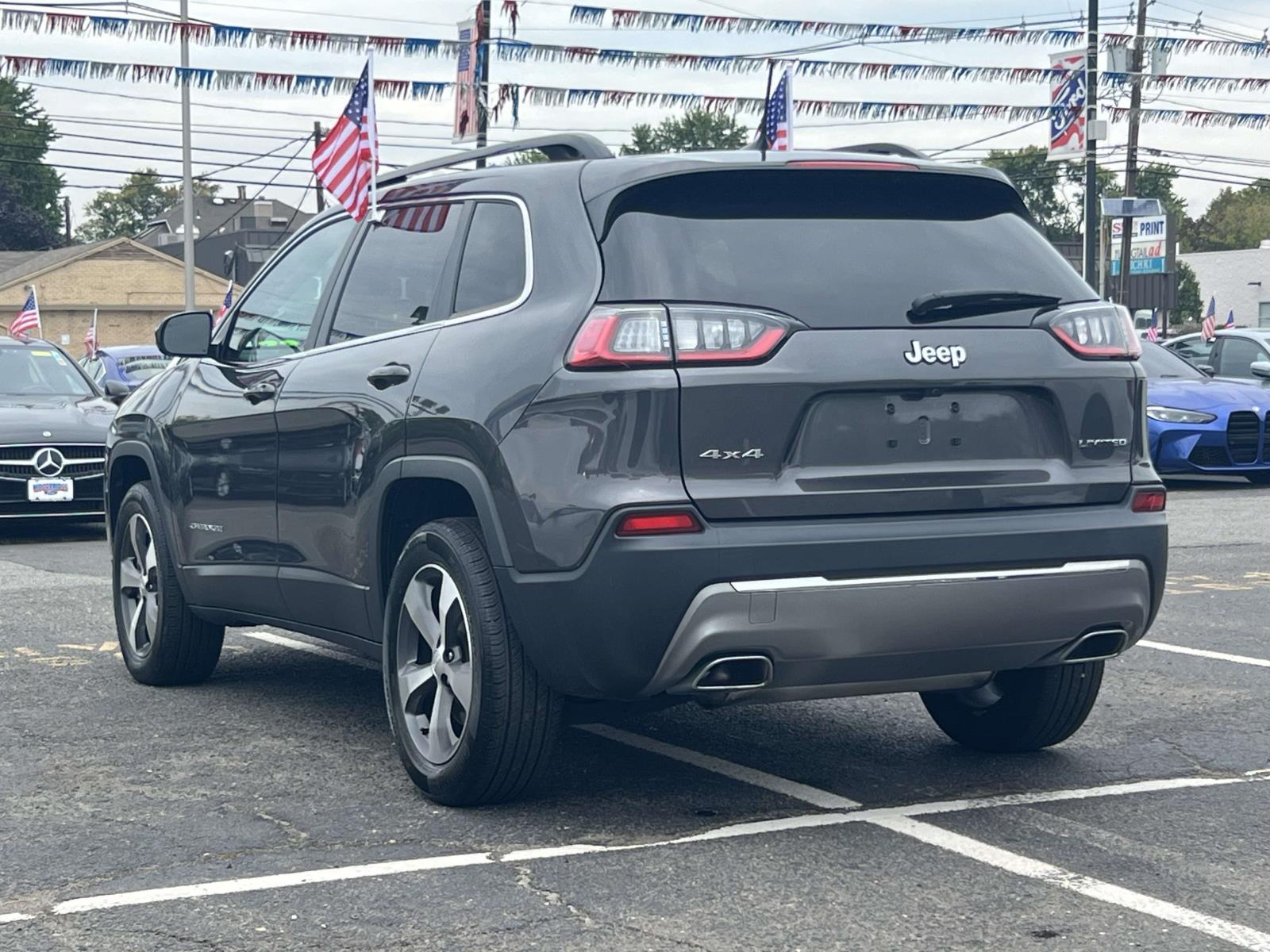 2022 Jeep Cherokee Limited photo 3
