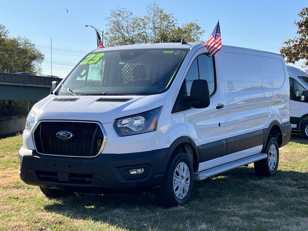 Used 2023 Ford Transit Cargo Van T-250 130 Low Rf 9070 GVWR RWD Mini-van, Cargo