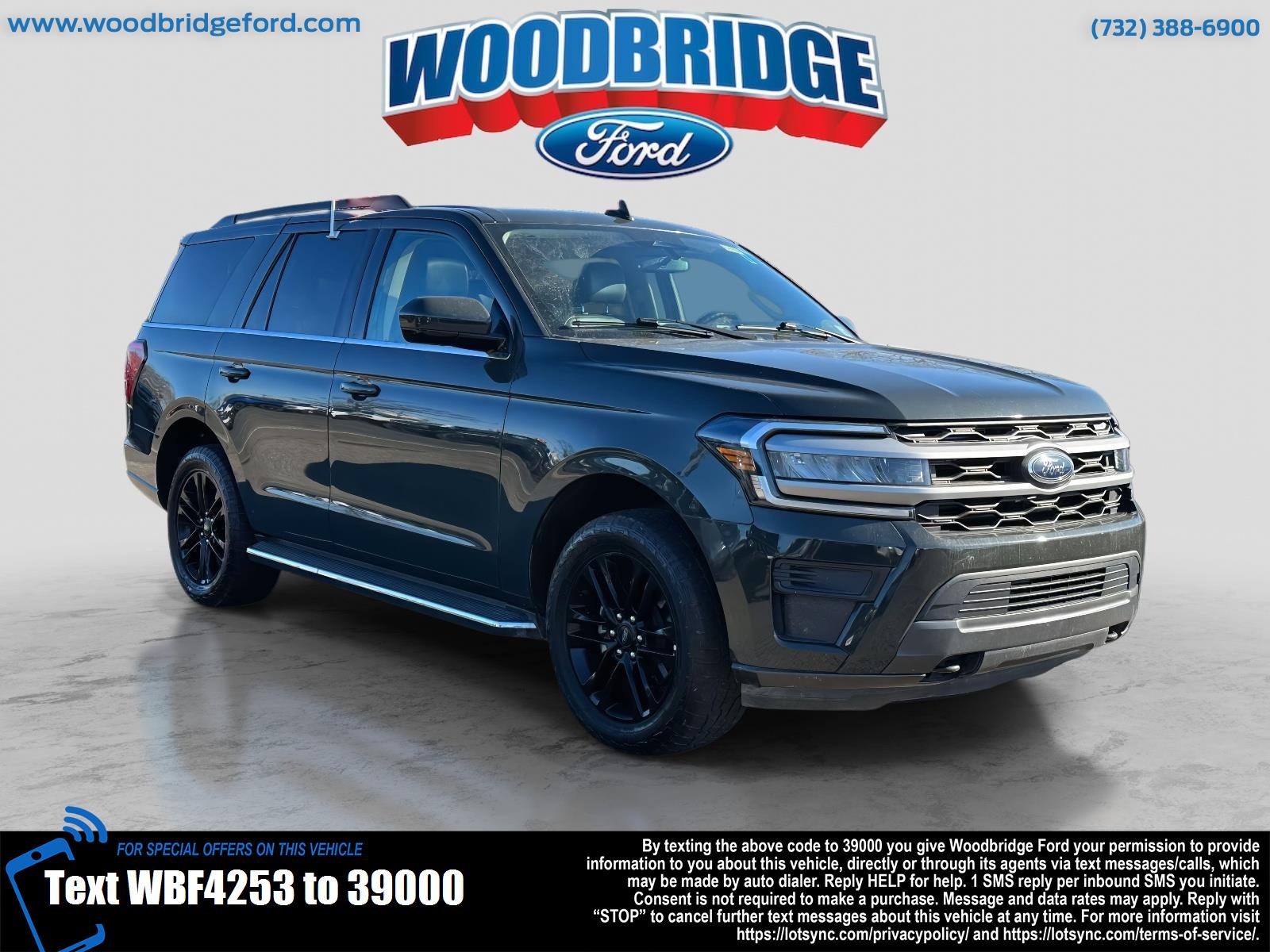 2023 Ford Expedition XLT's photo