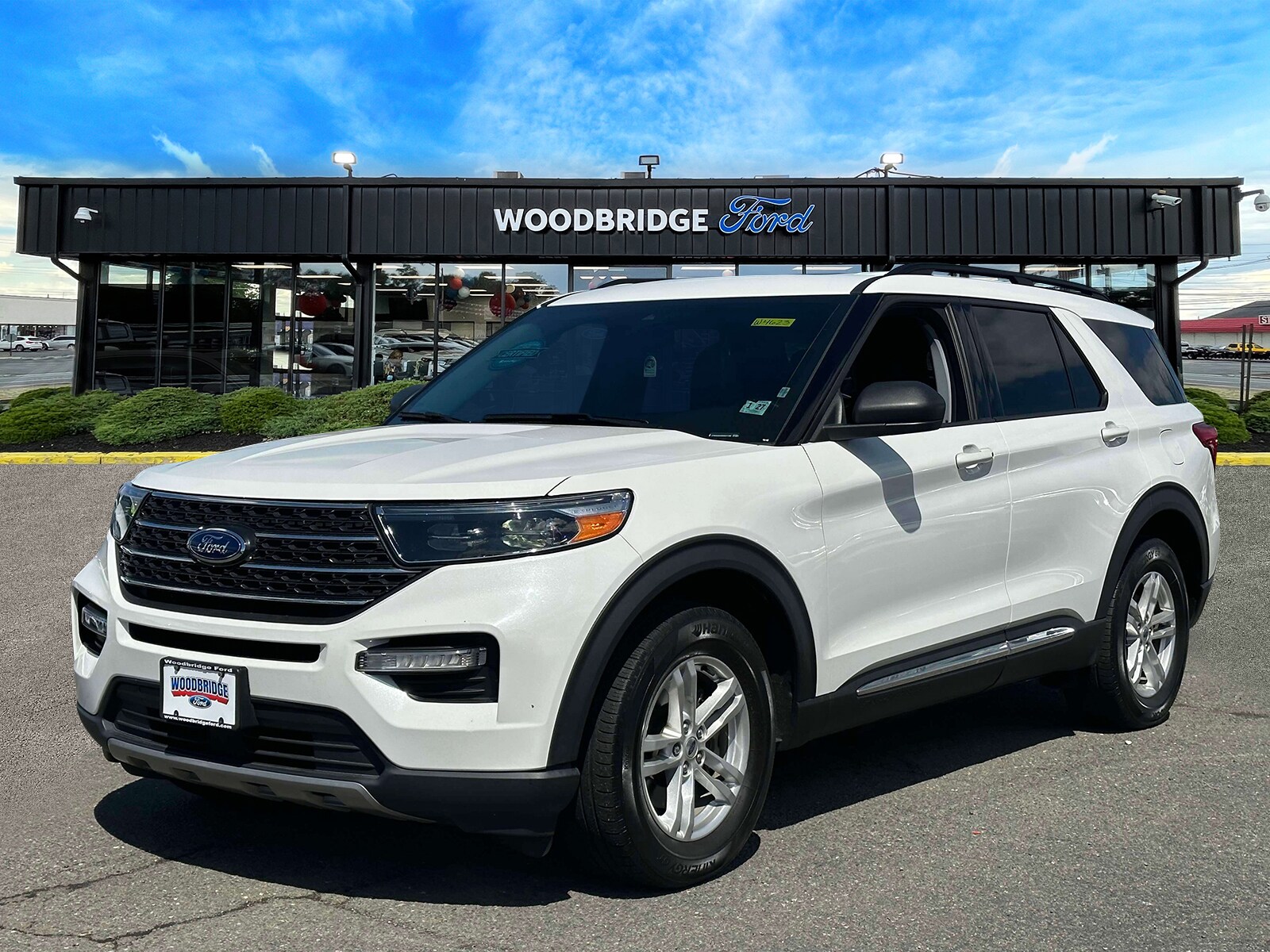 2022 Ford Explorer XLT photo 2