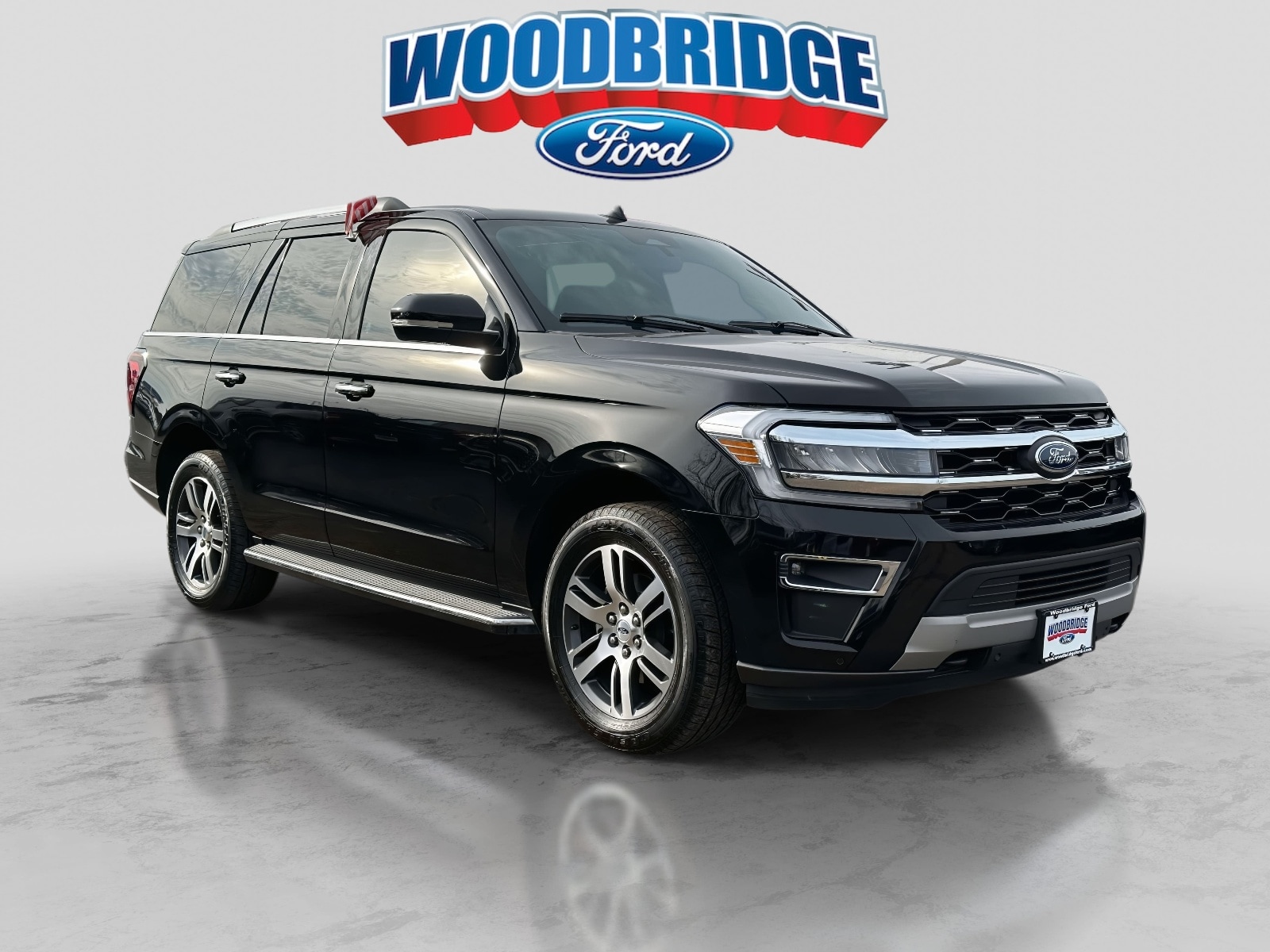 2022 Ford Expedition Limited's photo