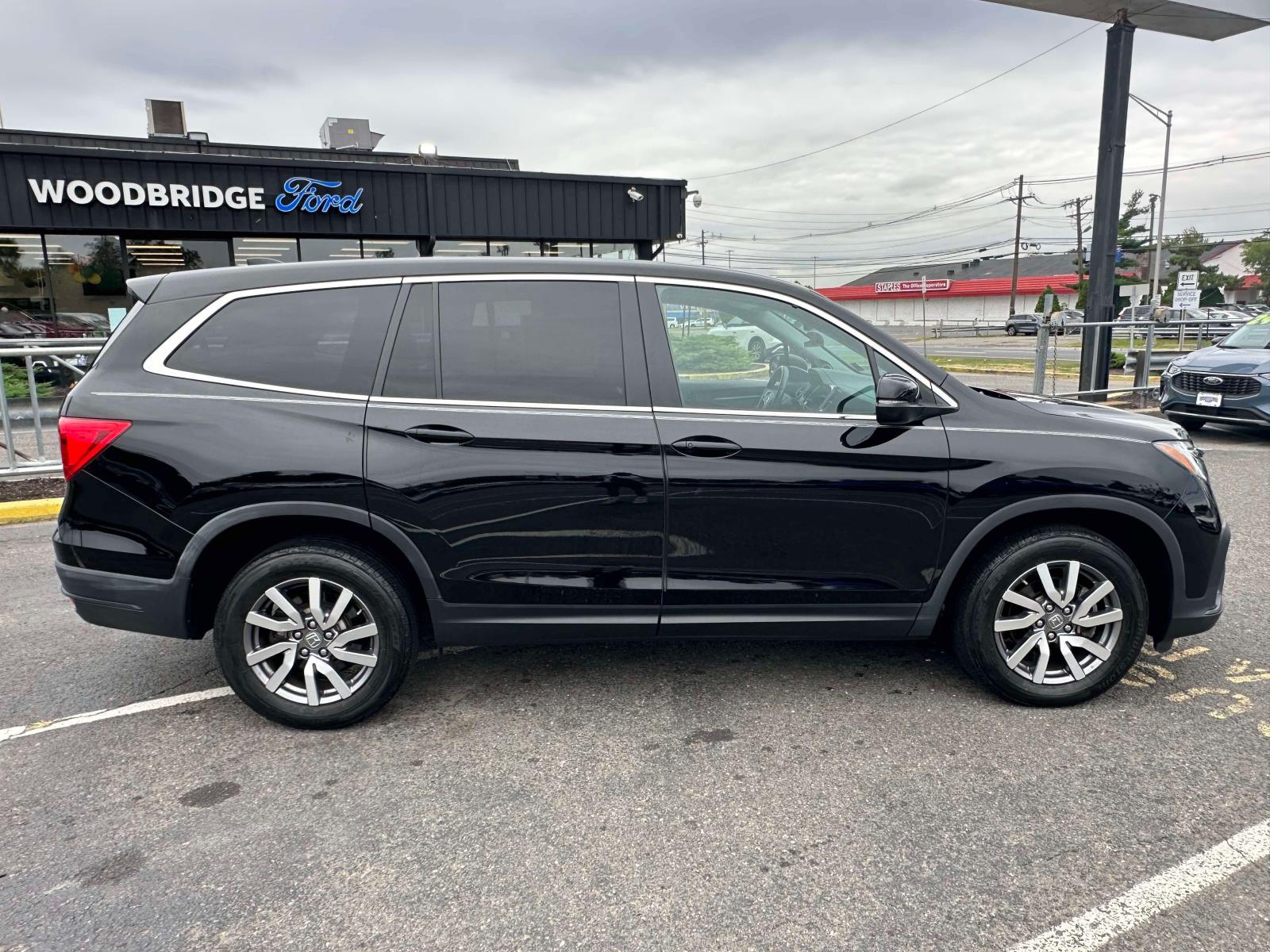 2022 Honda Pilot EX-L photo 3