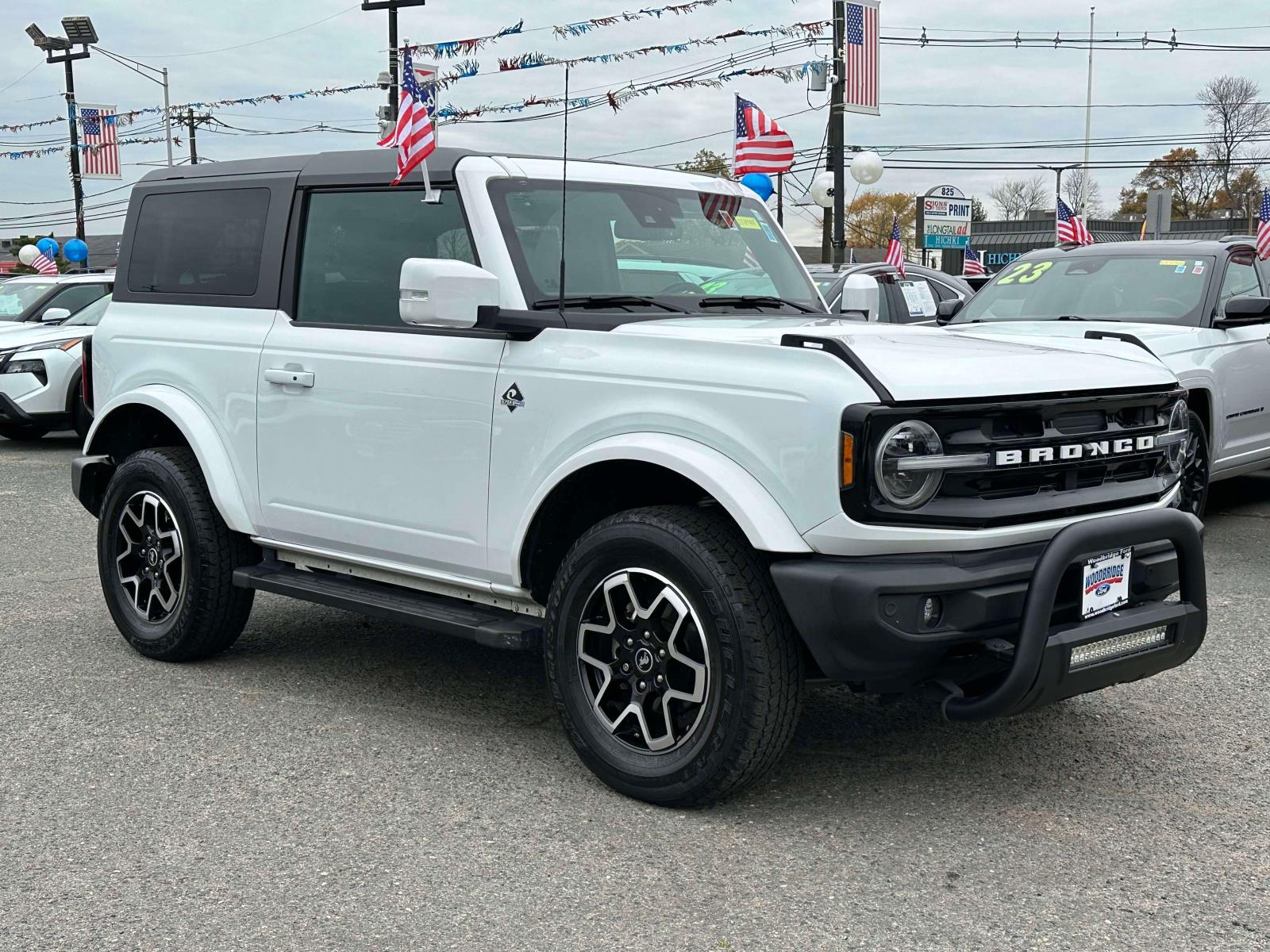2023 Ford Bronco 2-Door Outer Banks's photo