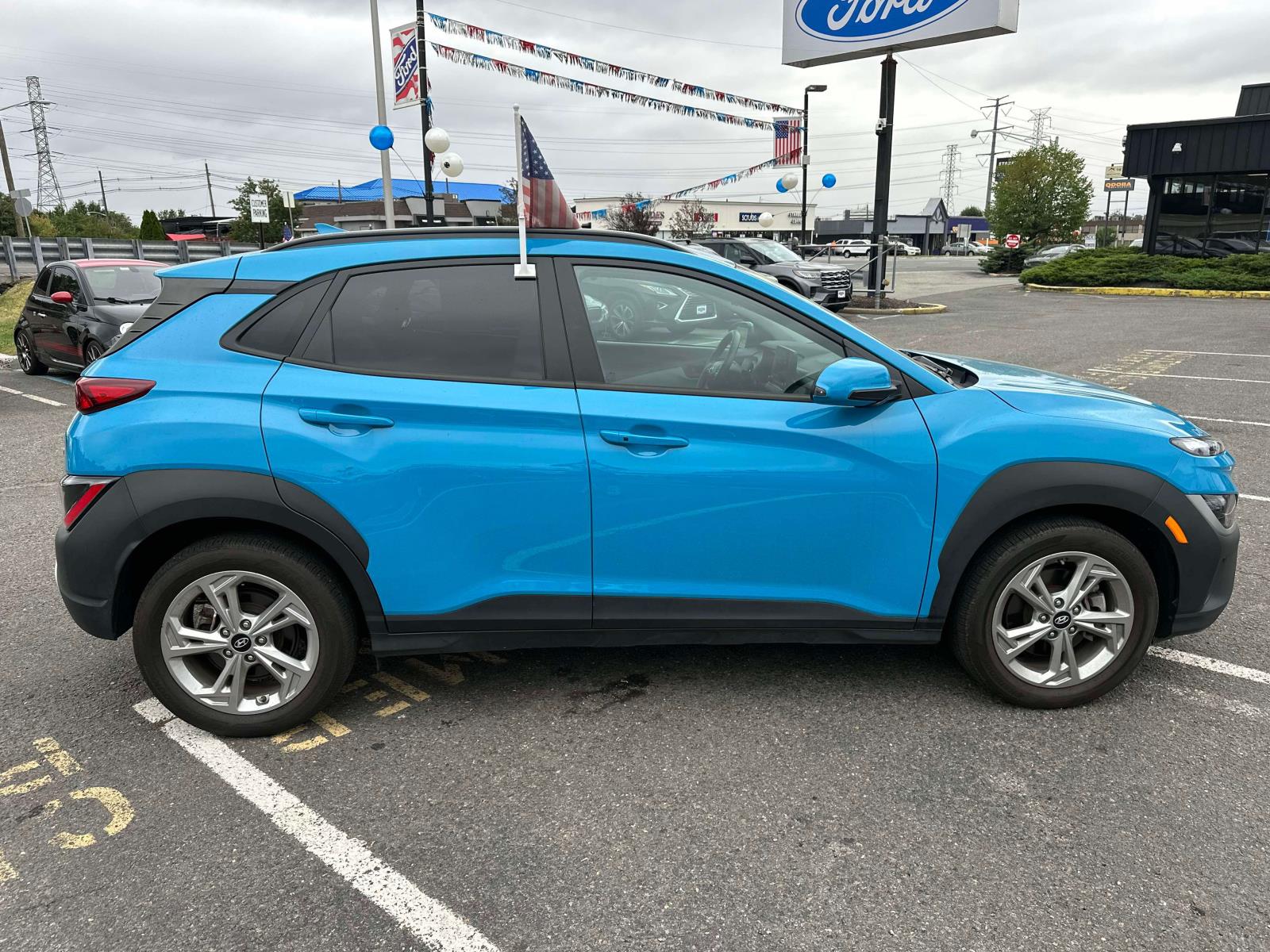 2022 Hyundai Kona SEL photo 3