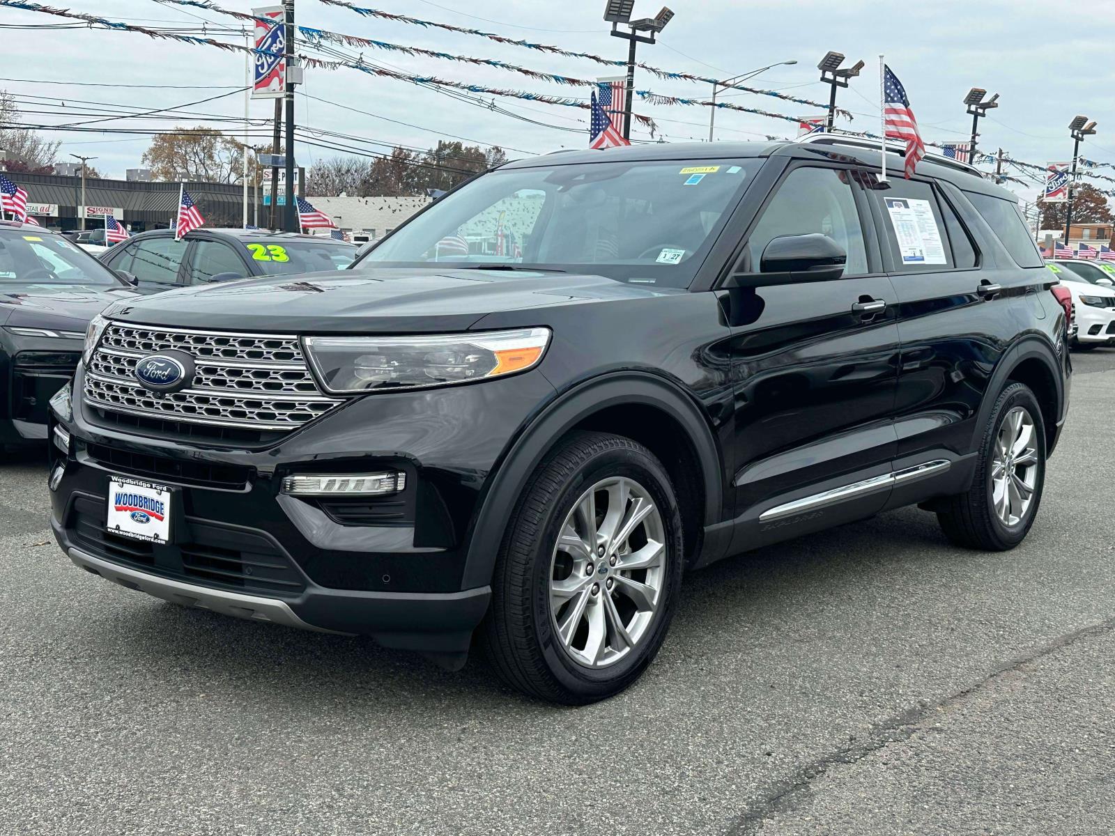 2022 Ford Explorer Limited photo 2