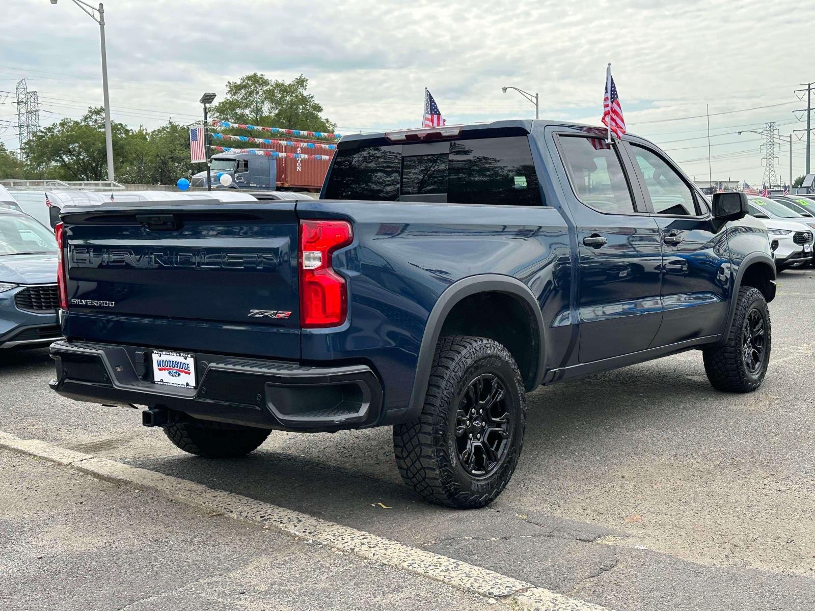 2023 Chevrolet Silverado 1500 ZR2 photo 3
