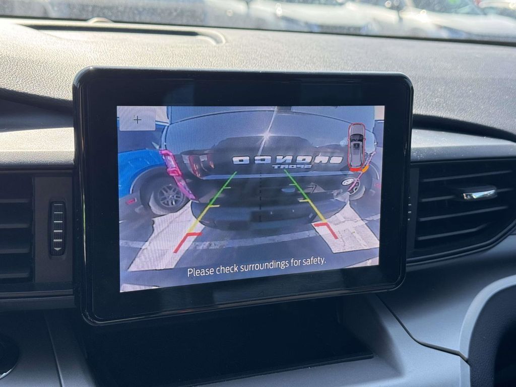2022 Ford Explorer XLT - Photo 17