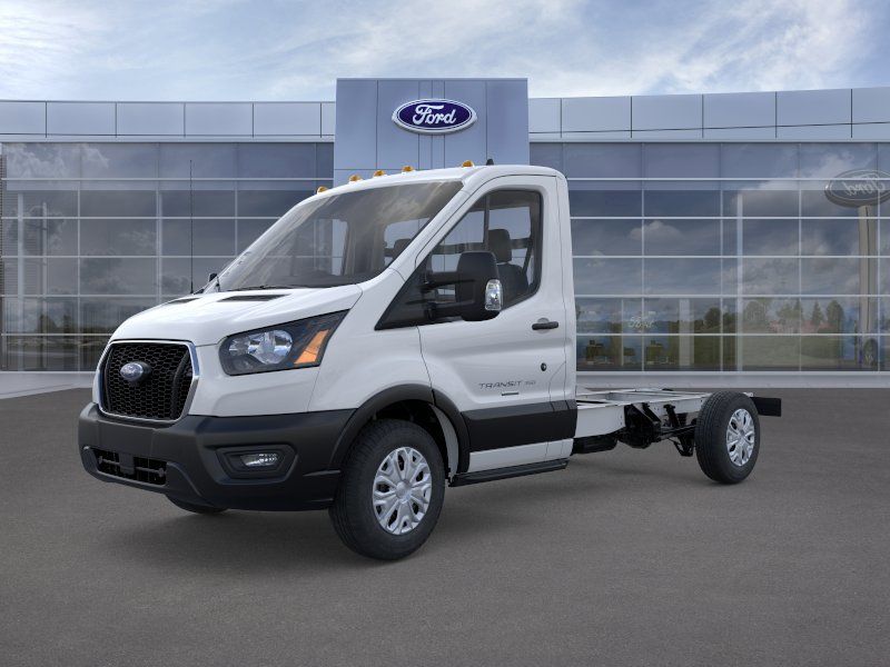2025 Ford Transit Cutaway