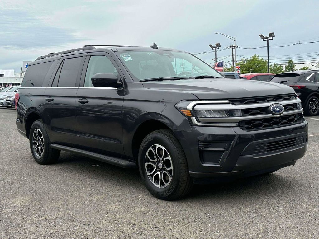2024 Ford Expedition XLT MAX 4x4's photo