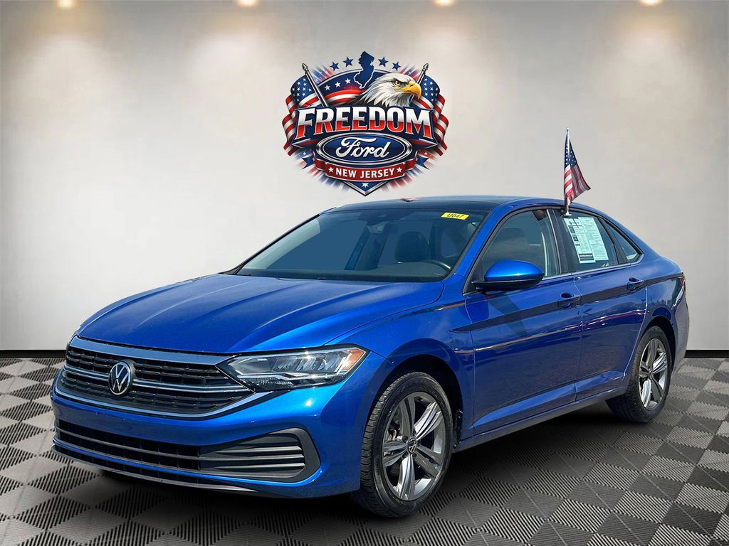 Used 2024 Volkswagen Jetta SE with VIN 3VW7M7BU9RM015938 for sale in Woodbridge Township, NJ