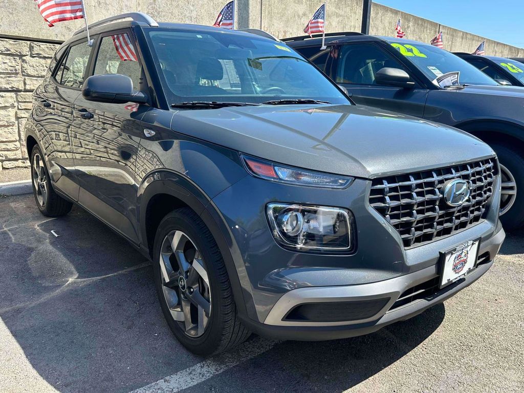 2023 Hyundai Venue SEL