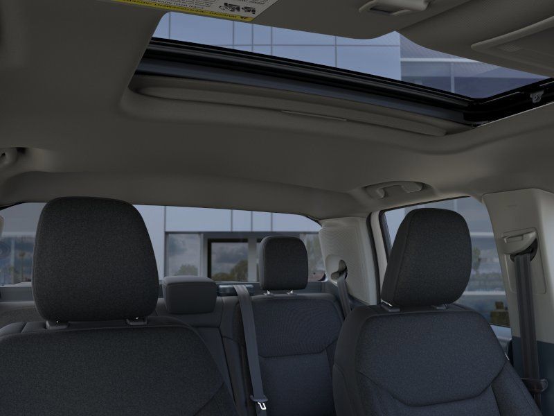 2025 Ford Maverick XLT - Photo 12