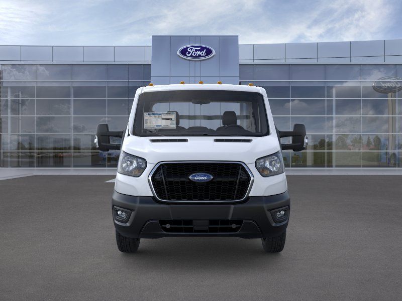2025 Ford Transit Cutaway Base - Photo 6