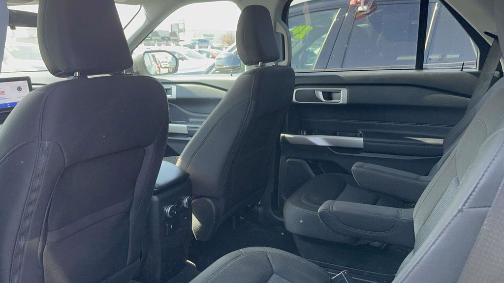 2022 Ford Explorer XLT - Photo 31