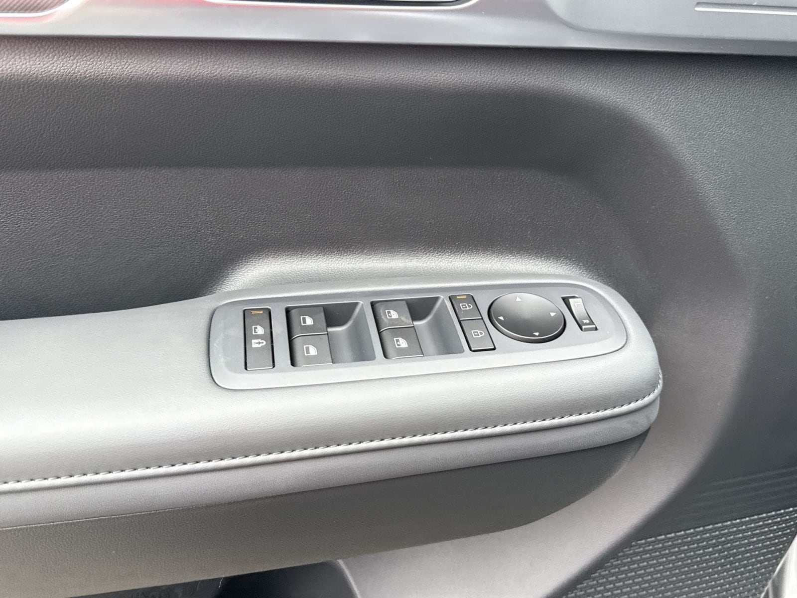 2026 Hyundai Santa Fe SEL - Photo 15