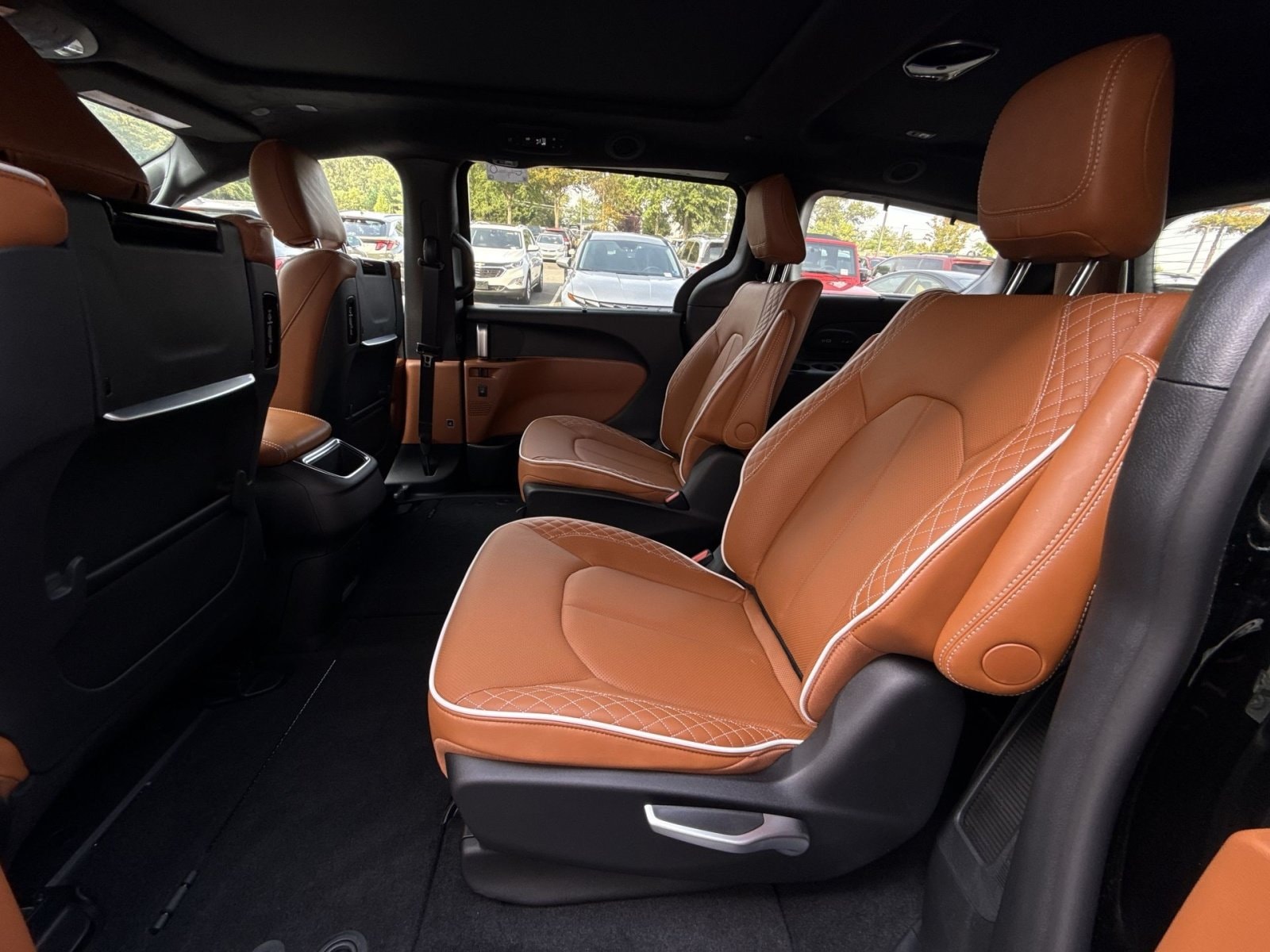 2026 Chrysler Pacifica Pinnacle - Photo 25