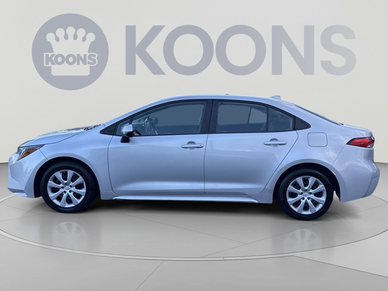 Used 2021 Toyota Corolla LE with VIN 5YFEPMAE6MP258313 for sale in Woodbridge, VA