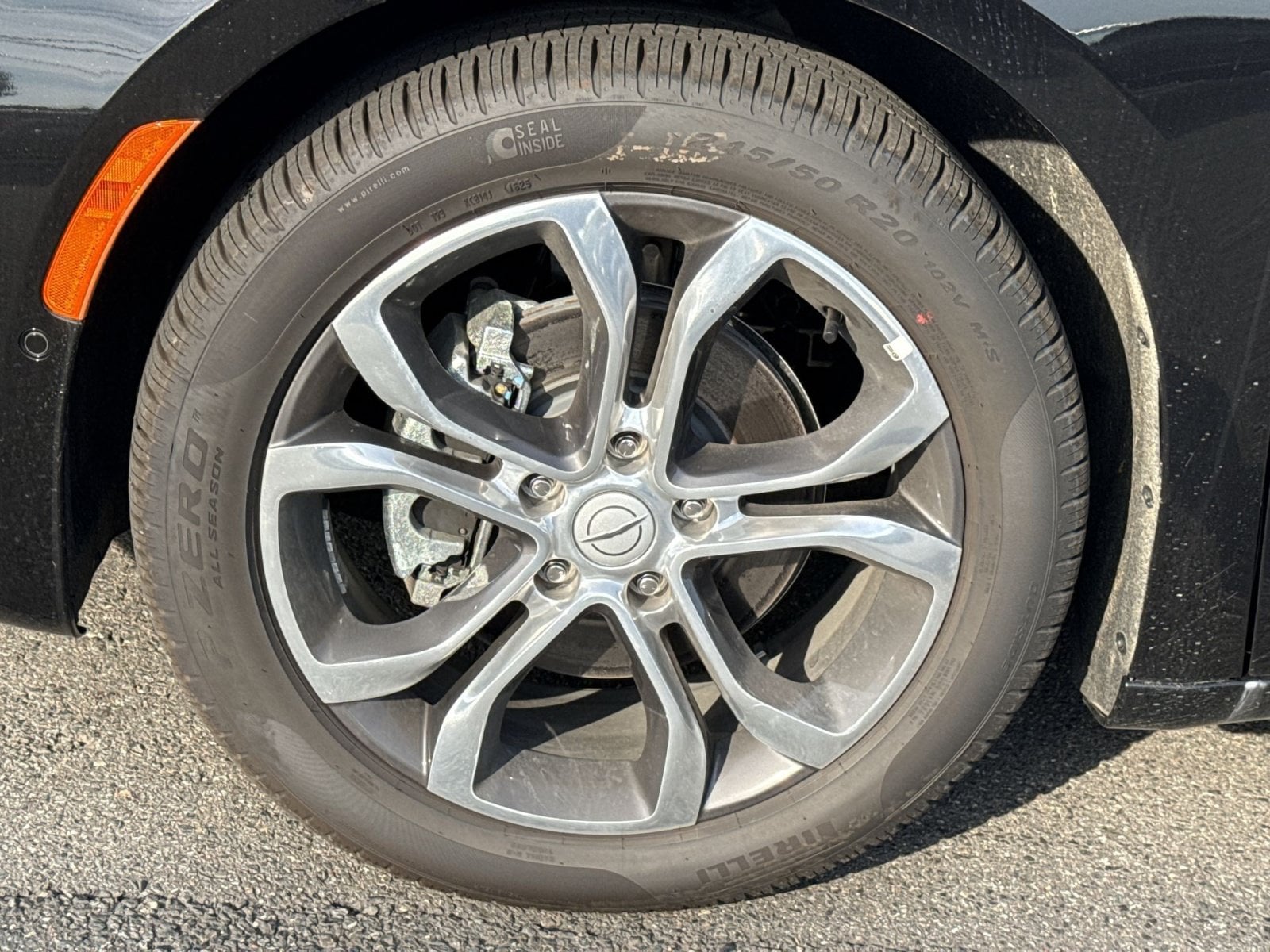 2026 Chrysler Pacifica Pinnacle - Photo 12