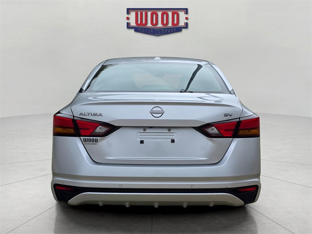 Used 2024 Nissan Altima 2.5 SV