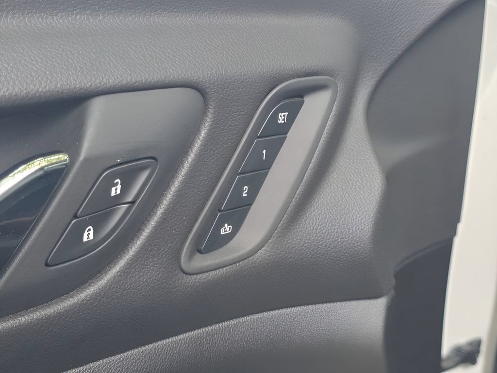 2023 GMC Acadia AT4 - Photo 20