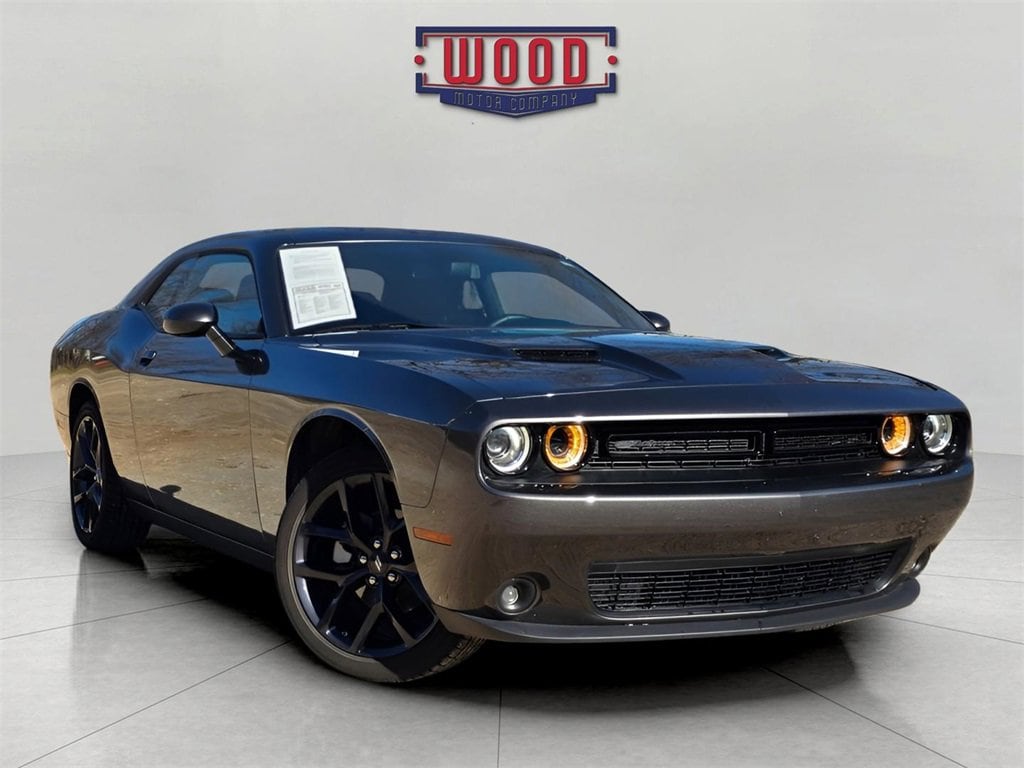2023 Dodge Challenger SXT's photo