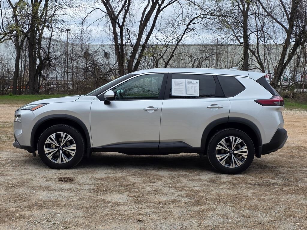 Used 2022 Nissan Rogue SV