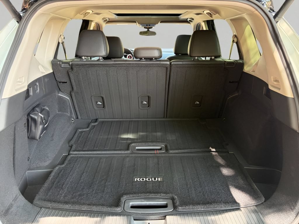 2023 Nissan Rogue Platinum - Photo 6