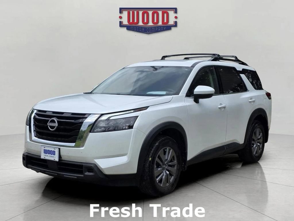 Used 2025 Nissan Pathfinder SV