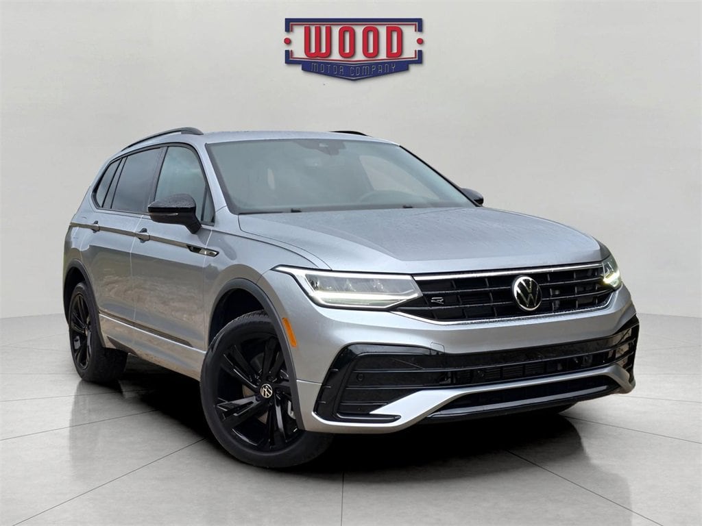 Used 2023 Volkswagen Tiguan SE R-Line Black