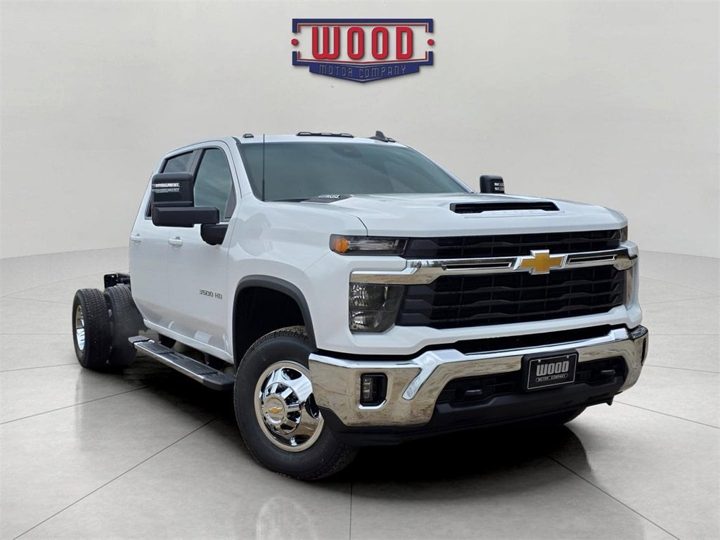 2026 Chevrolet Silverado 3500HD LT's photo