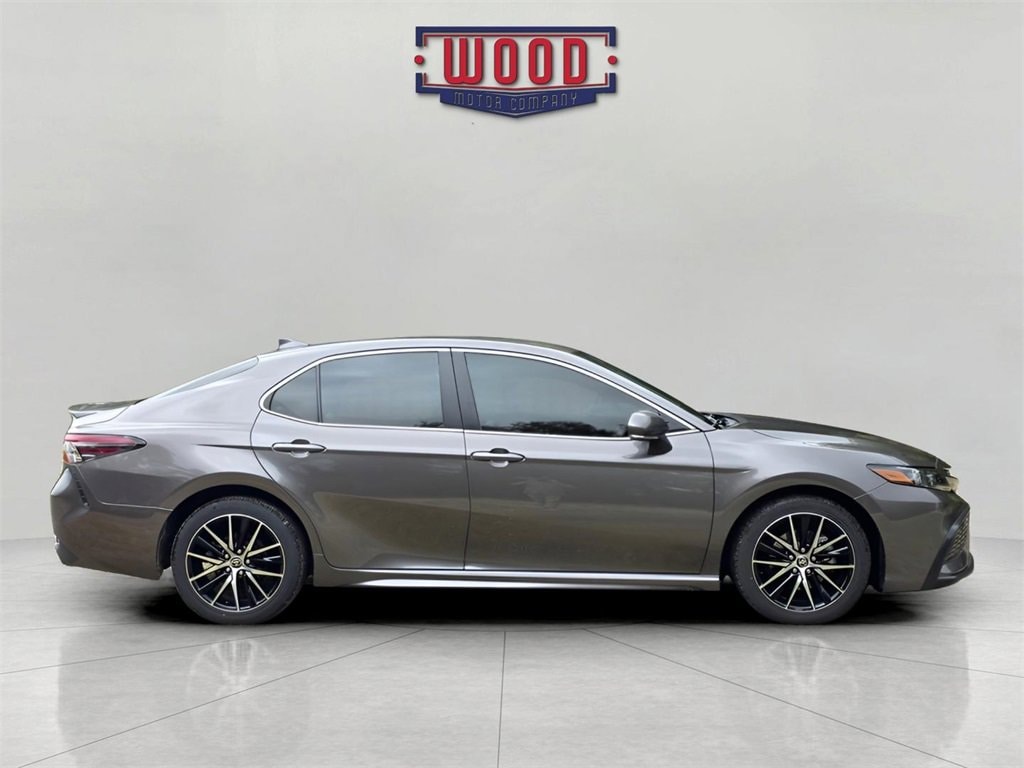 Used 2022 Toyota Camry SE