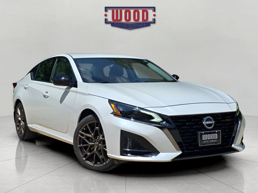 Used 2025 Nissan Altima SR