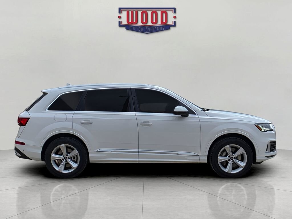 Used 2024 Audi Q7 Premium Plus