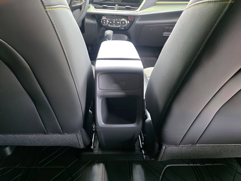 2026 Chevrolet Trax LT - Photo 8
