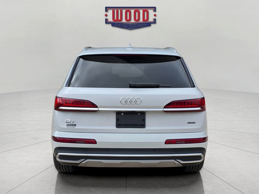 Used 2024 Audi Q7 Premium Plus