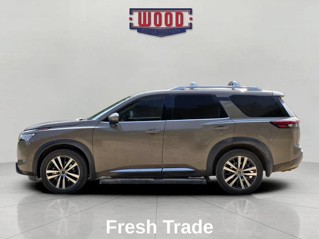 Used 2024 Nissan Pathfinder Platinum