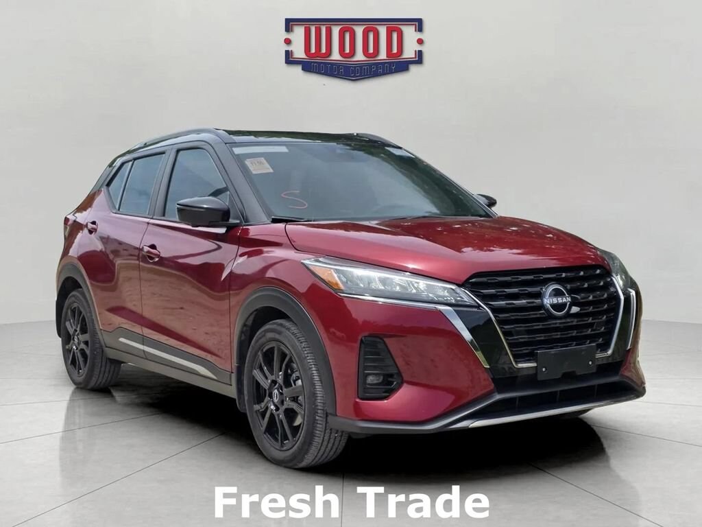 Used 2023 Nissan Kicks SR