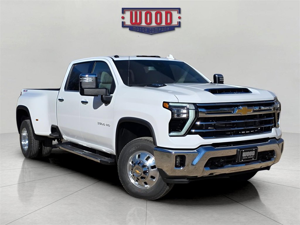2026 Chevrolet Silverado 3500HD LTZ's photo